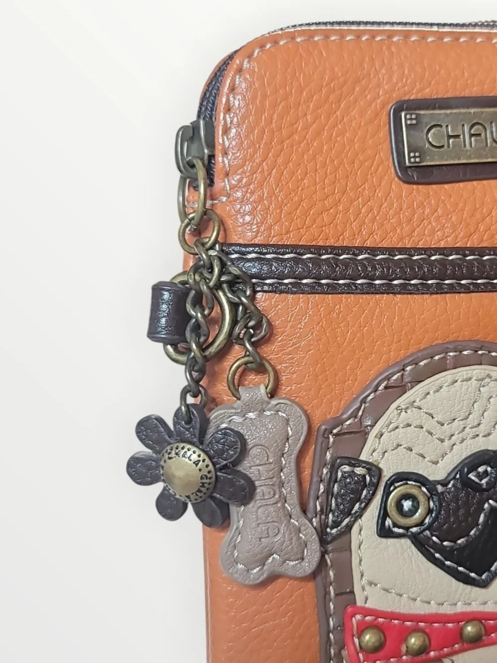 Chala Pug Crossbody Bag -EUC No Callouts - Picture 2 of 5